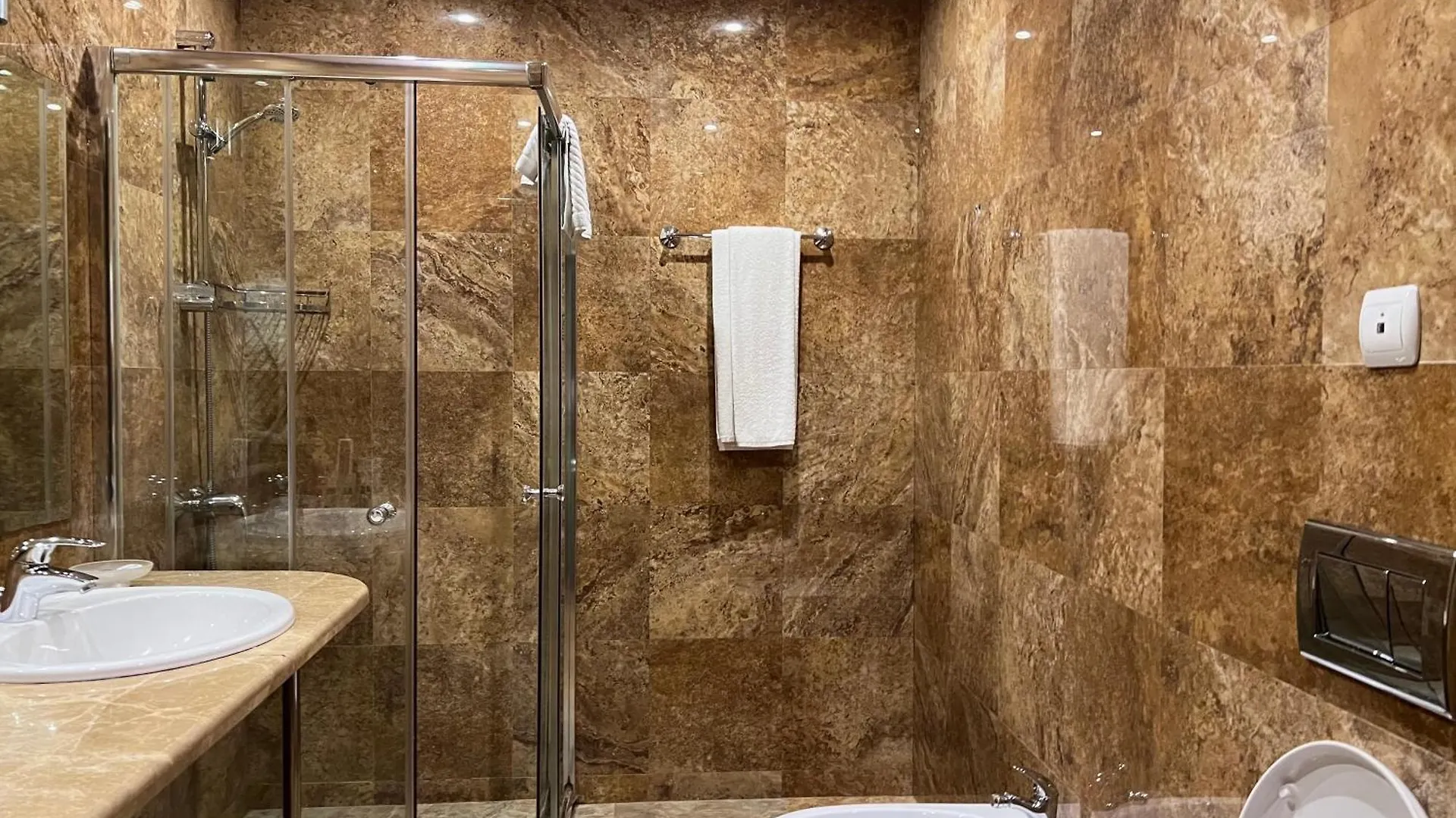 Jeppesen Residence Almaty Hotel