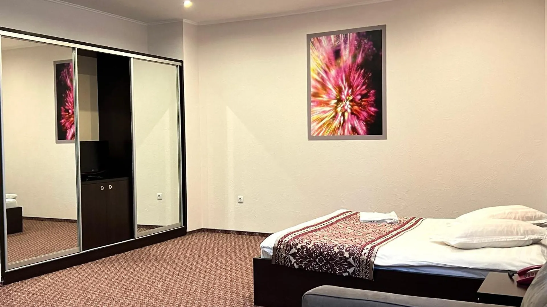 Jeppesen Residence Almaty Hotel